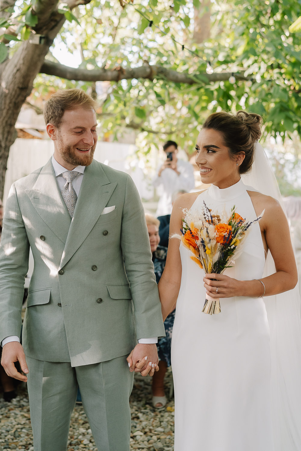 Ceremonia în aer liber cu decor elegant, The Wedding House, fotograf București