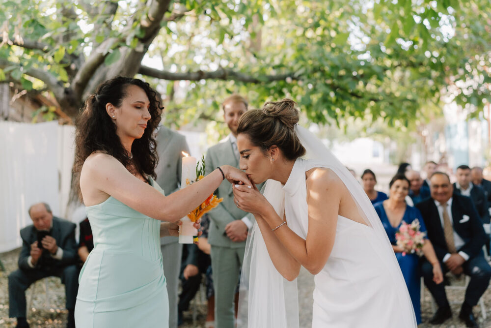 Ceremonia în aer liber cu decor elegant, The Wedding House, fotograf București