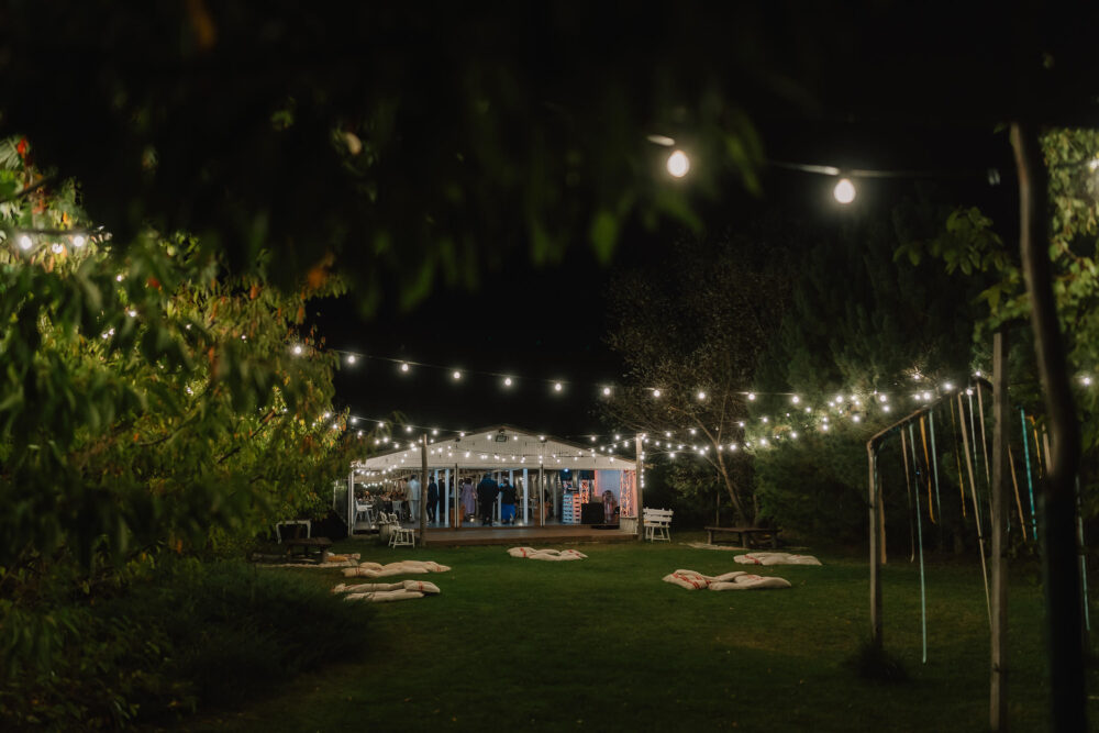Detalii lumini și decor în timpul serii, The Wedding House, fotograf profesionist București